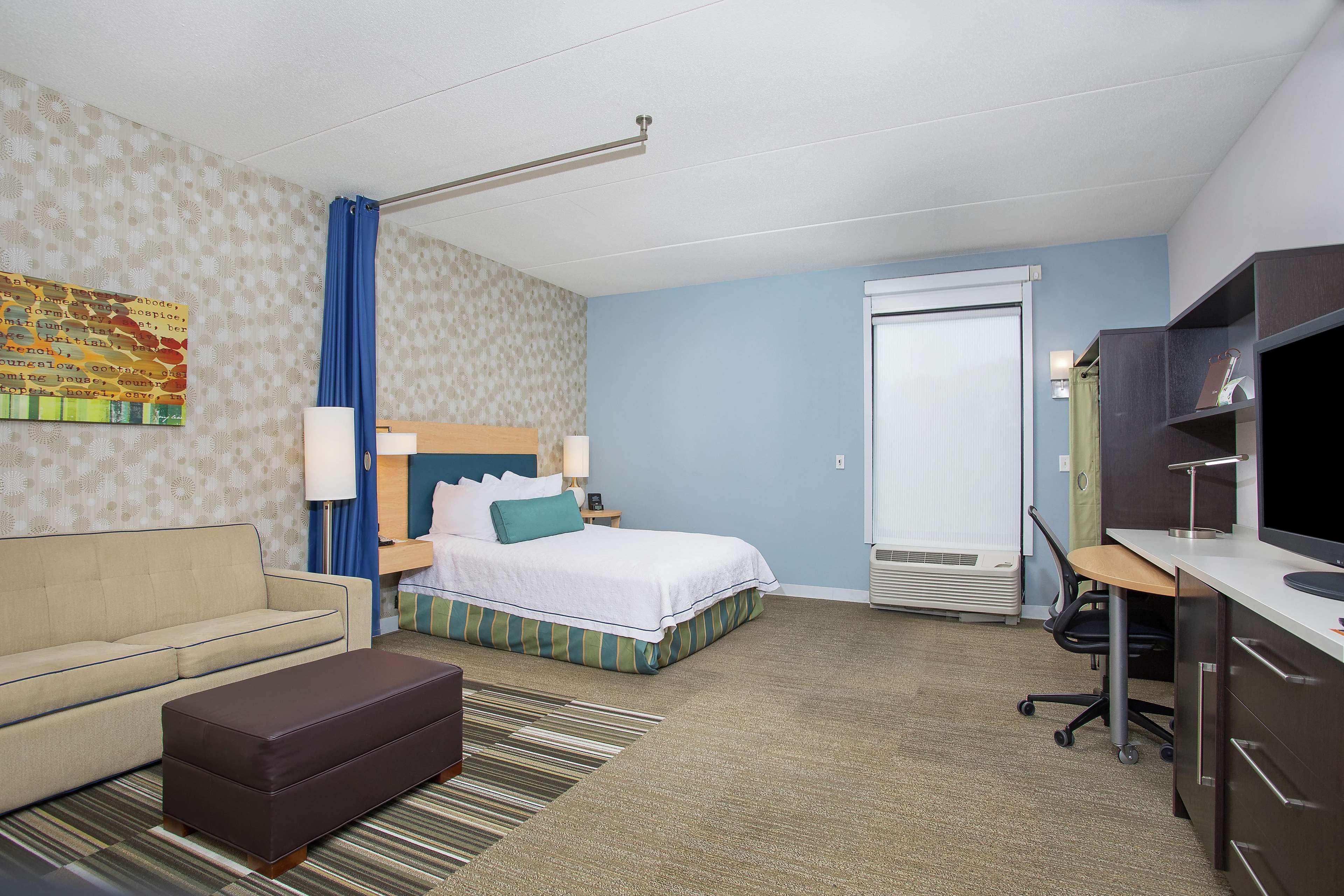 Home2 Suites Nashville Airport Exterior photo