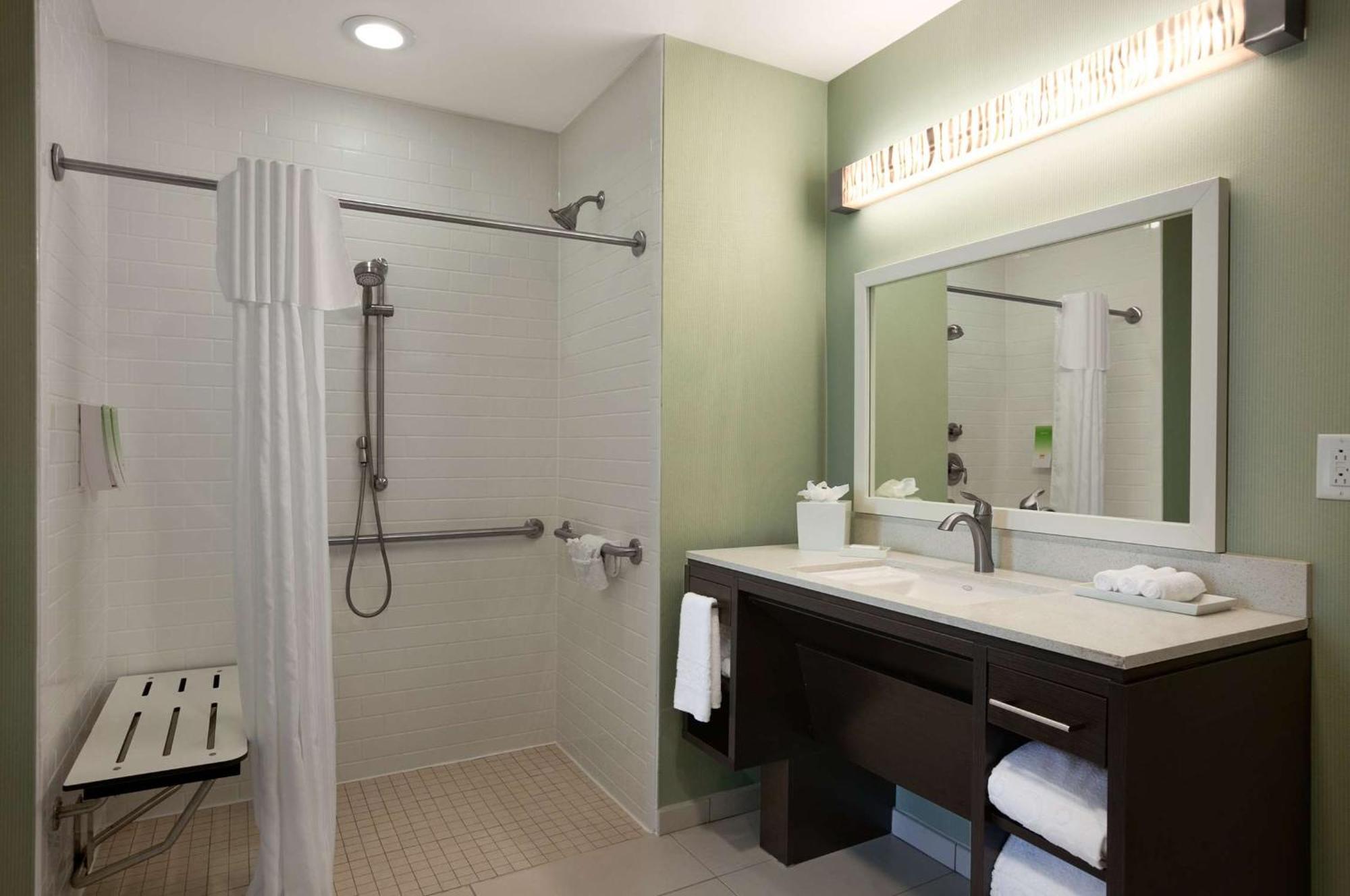 Home2 Suites Nashville Airport Exterior photo