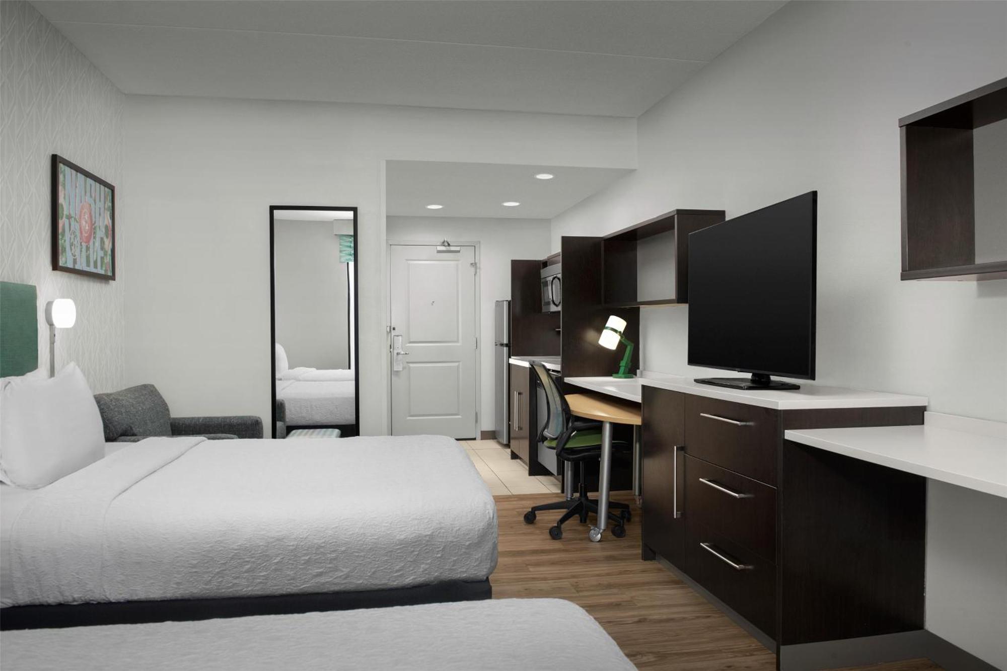 Home2 Suites Nashville Airport Exterior photo